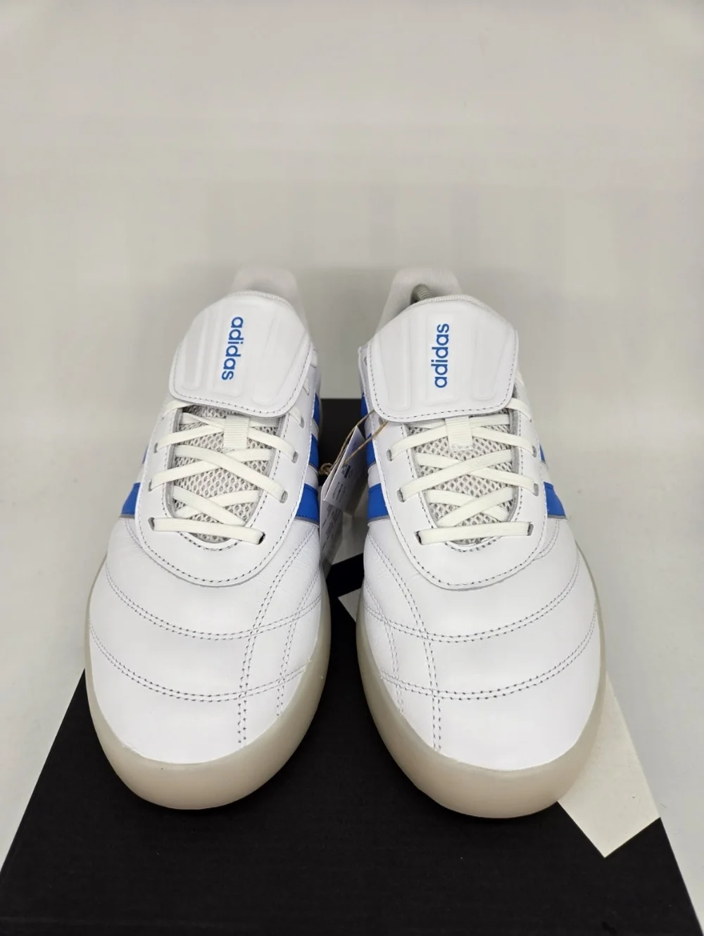 adidas Men's Barreda Mundial HQ2355 White Lucid Ray Blue Shoes Size 11.5 New